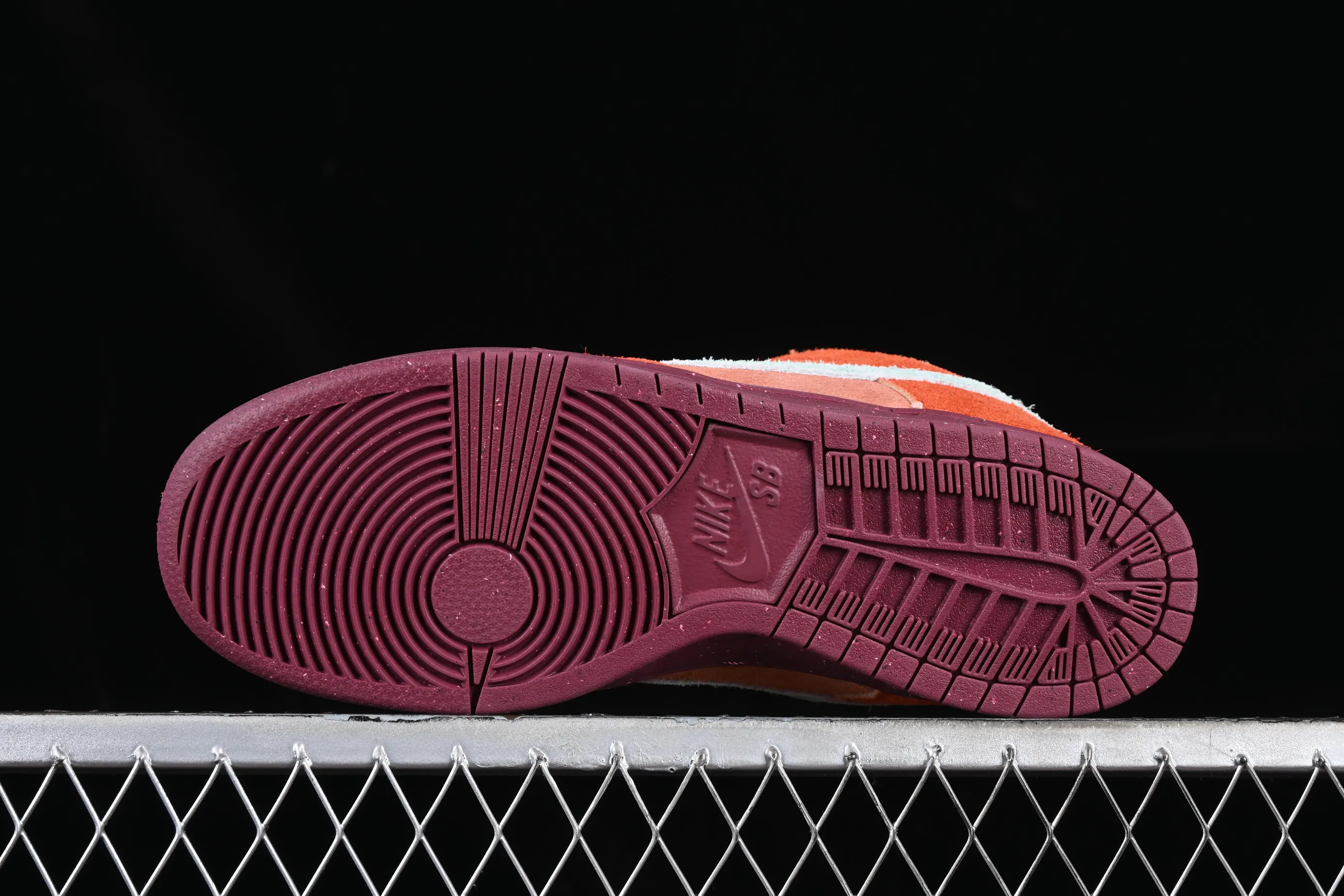 All Categories Nk SB Dunk Series Nk SB Dunk Low Low-top Sneakers Nk SB Dunk Low "Mystic Red" Burgundy Autumn and Winter SB Low-top Casual Sneakers DV5429-601